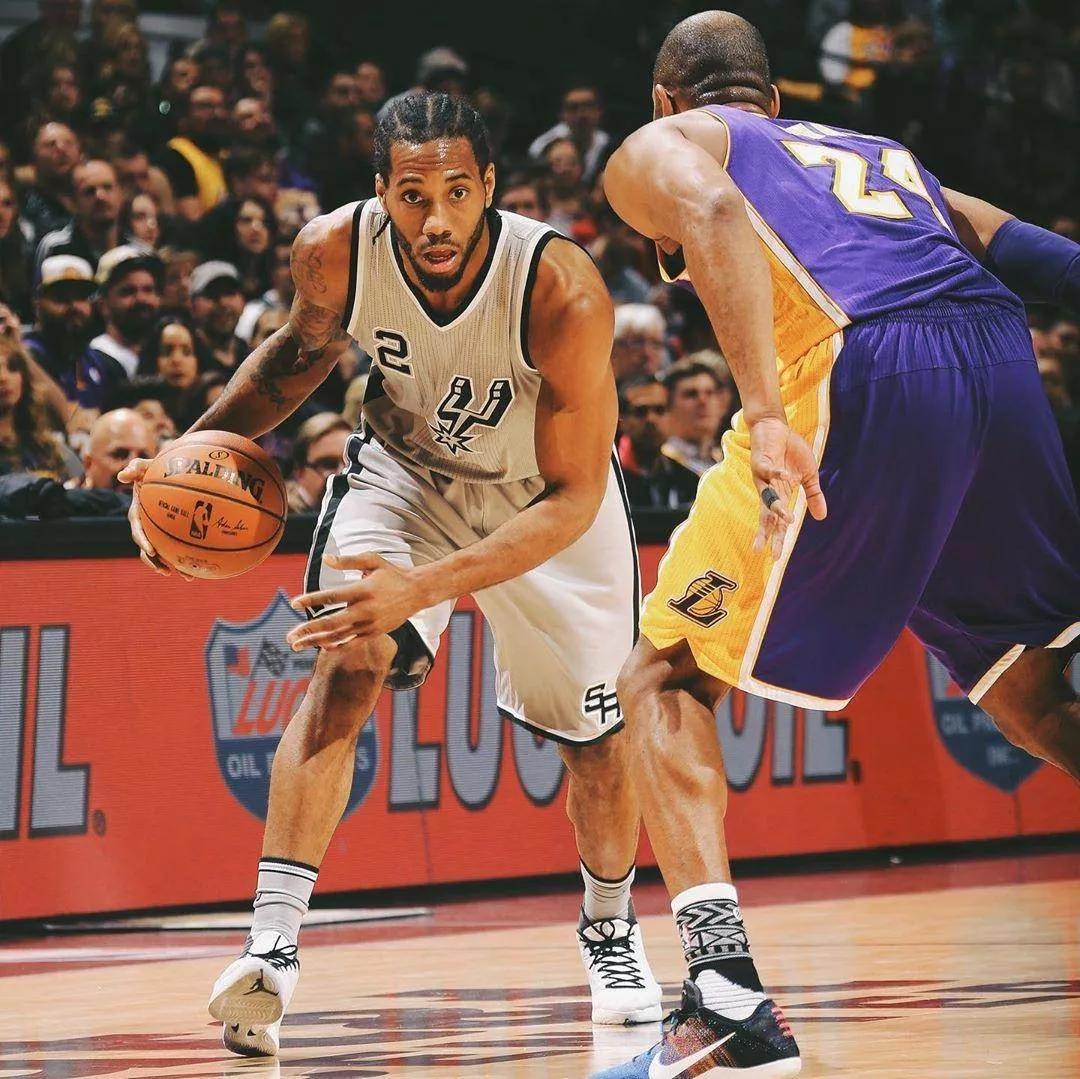 外媒统计2025女运动员收入榜单：谷爱凌第4、郑钦文第5（外媒发布2025女运动员收入排行：谷爱凌第4，郑钦文第5）