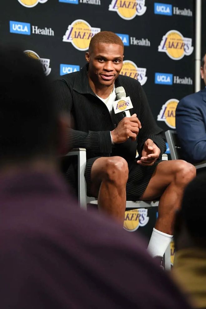 外媒：国米正在尝试引进哈伊杜克18岁中卫布拉尼米尔（外媒：国际米兰尝试签下哈伊杜克18岁中卫布拉尼米尔）