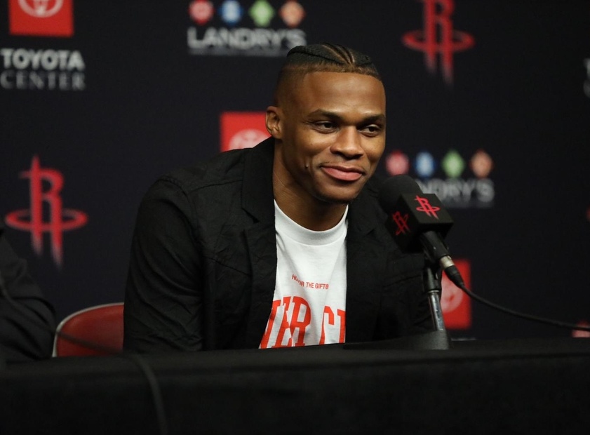 世界杯门票销量已近两百万张，第三阶段门票销售12月11日开始（世界杯门票接近200万张售出，第三阶段将于12月11日开售）