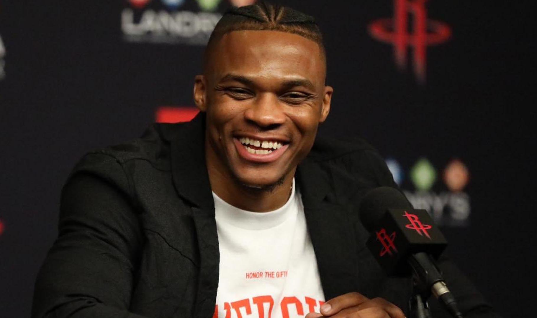 篮球火箭主力球员受伤缺阵（火箭队主力因伤缺席）