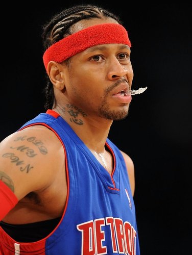 队报周末最佳法国阵：救世主阿雷，核心科内，独造五球奥利塞（队报评周末法国最佳阵：阿雷扮救世主，科内镇中场，奥利塞独造五球）