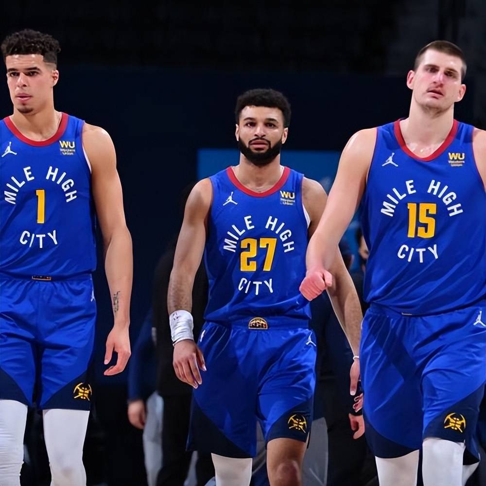 欧冠球员表现评析：C罗连续进球,（C罗连场破门：欧冠球员表现解读）