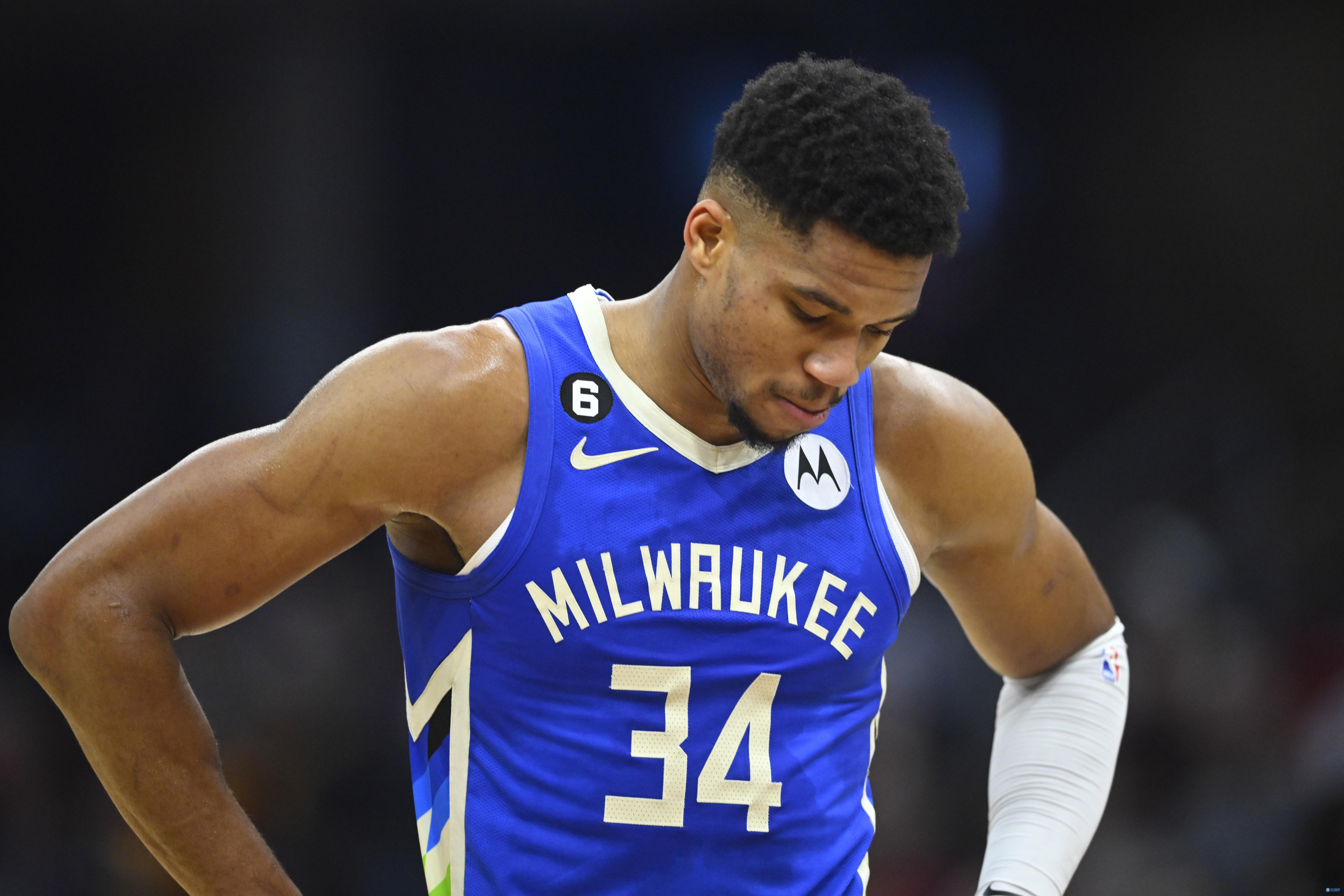 如何评价哈维·阿隆索的球员生涯，他的表现怎么样？（哈维·阿隆索球员生涯回顾：他的发挥究竟如何？）