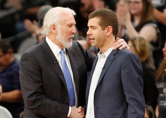 半场战报：葡萄牙体育2-0布鲁日，路易斯-苏亚雷斯传射（半场快讯：葡萄牙体育2比0领先布鲁日，路易斯-苏亚雷斯一传一射）